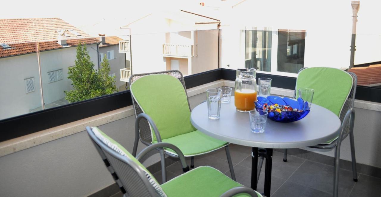 Apartman Sunnyside ماكارسكا المظهر الخارجي الصورة